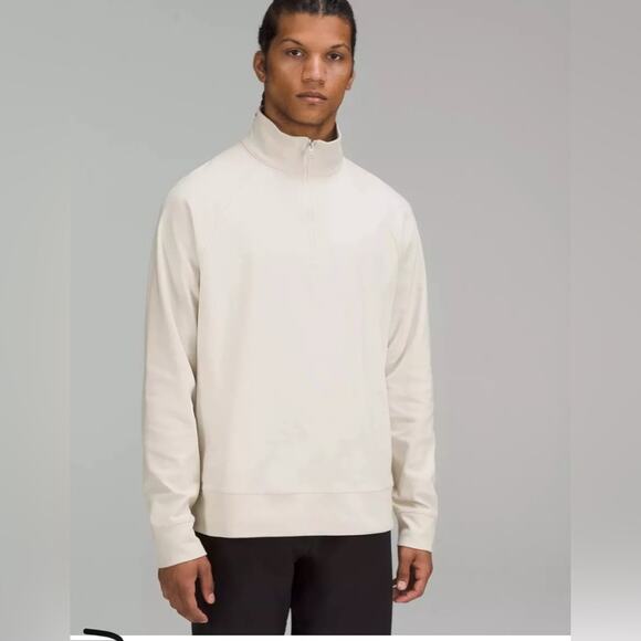 Lululemon men’s 1/2 zipped ivory